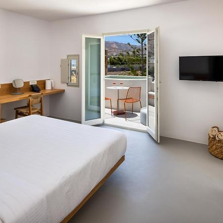 Viva Nove Suites Kamari  Exterior photo