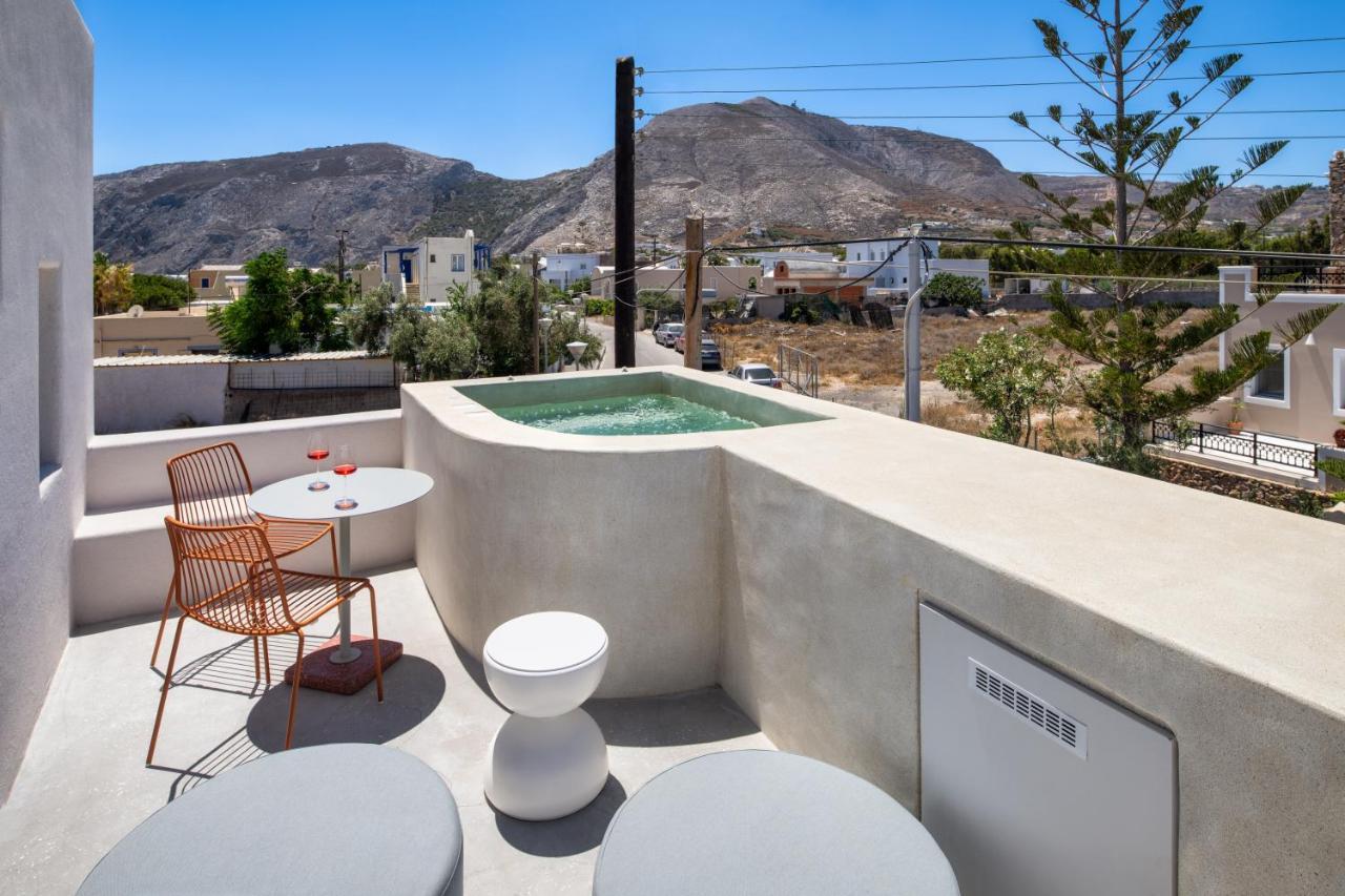 Viva Nove Suites Kamari  Exterior photo
